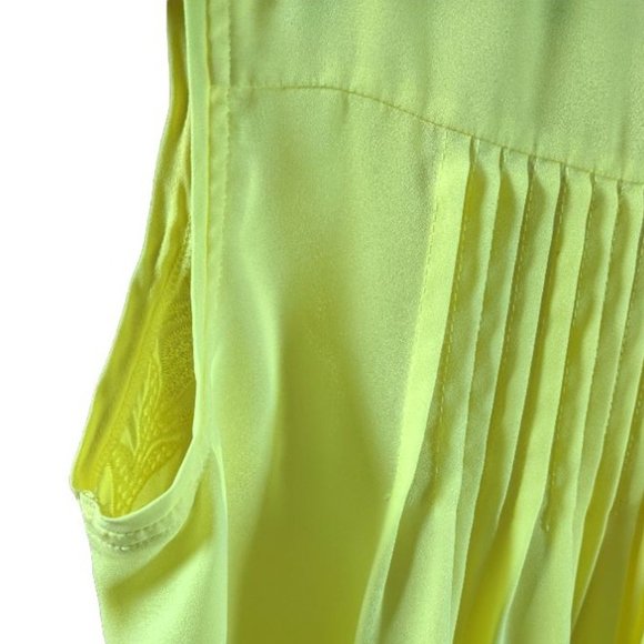 Women's GB Flowy Yellow Tank Hi-Lo with Embroidery Size: Medium - Picture 6 of 12